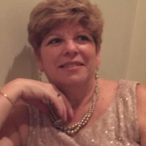 Meet your Posher, Roxanne